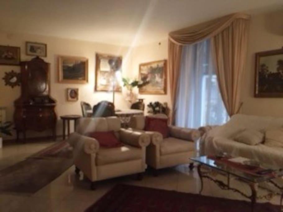 The Trip House - Between The Center And The Sea - Free Wifi And Jacuzzi Catania Luaran gambar