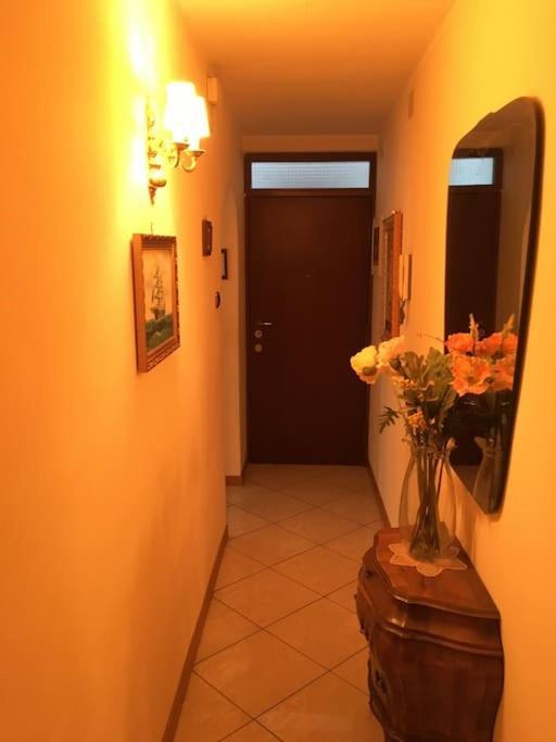 The Trip House - Between The Center And The Sea - Free Wifi And Jacuzzi Catania Luaran gambar